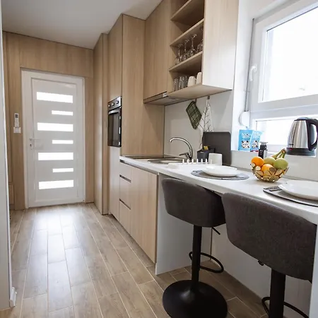 Cozy Studio Apartment In Osijek - Self Check In Exterior photo